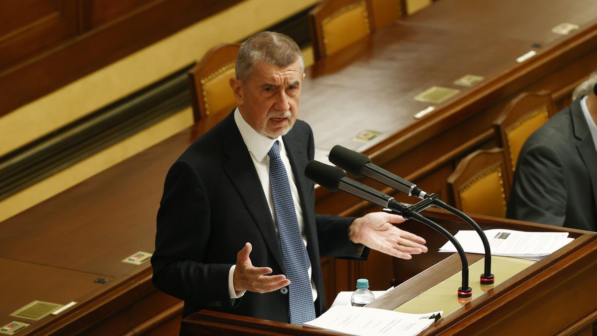 Před rokem byl odpor proti Babišovi silnější než dnes, říká politolog Kopeček